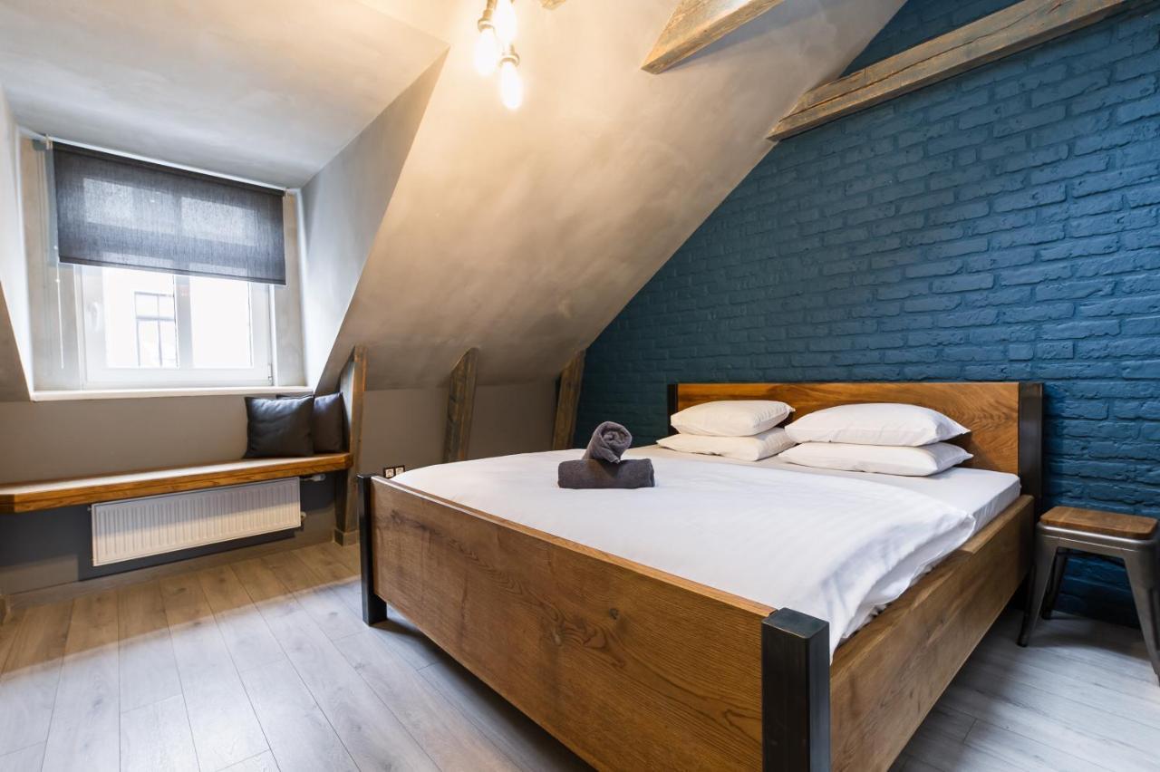 Wicked Weasel Hostel Riga Esterno foto