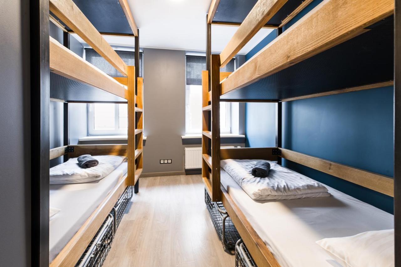 Wicked Weasel Hostel Riga Esterno foto